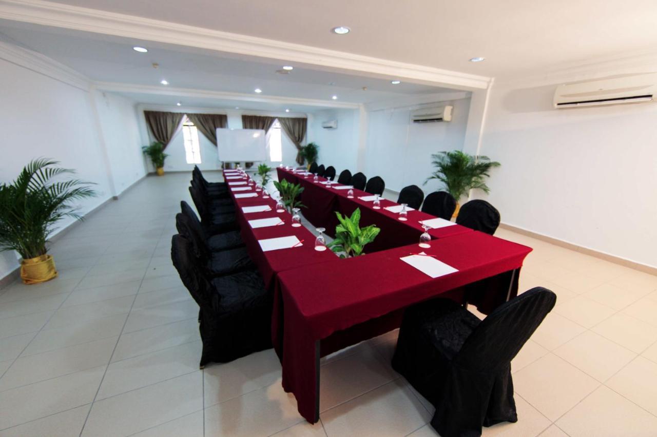 Lotus Desaru Beach Resort & Spa Bandar Penawar Eksteriør bilde